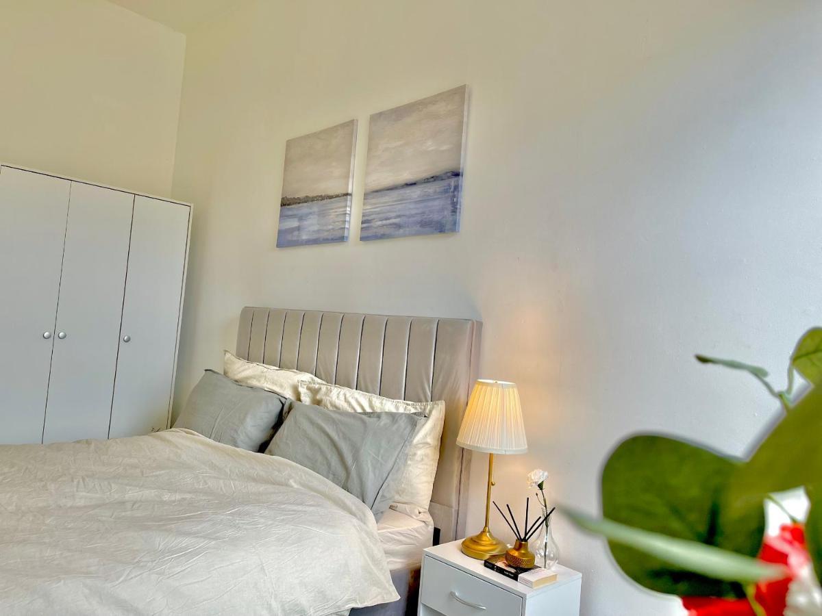 Archway Station Big Bedroom Flat London Exterior photo